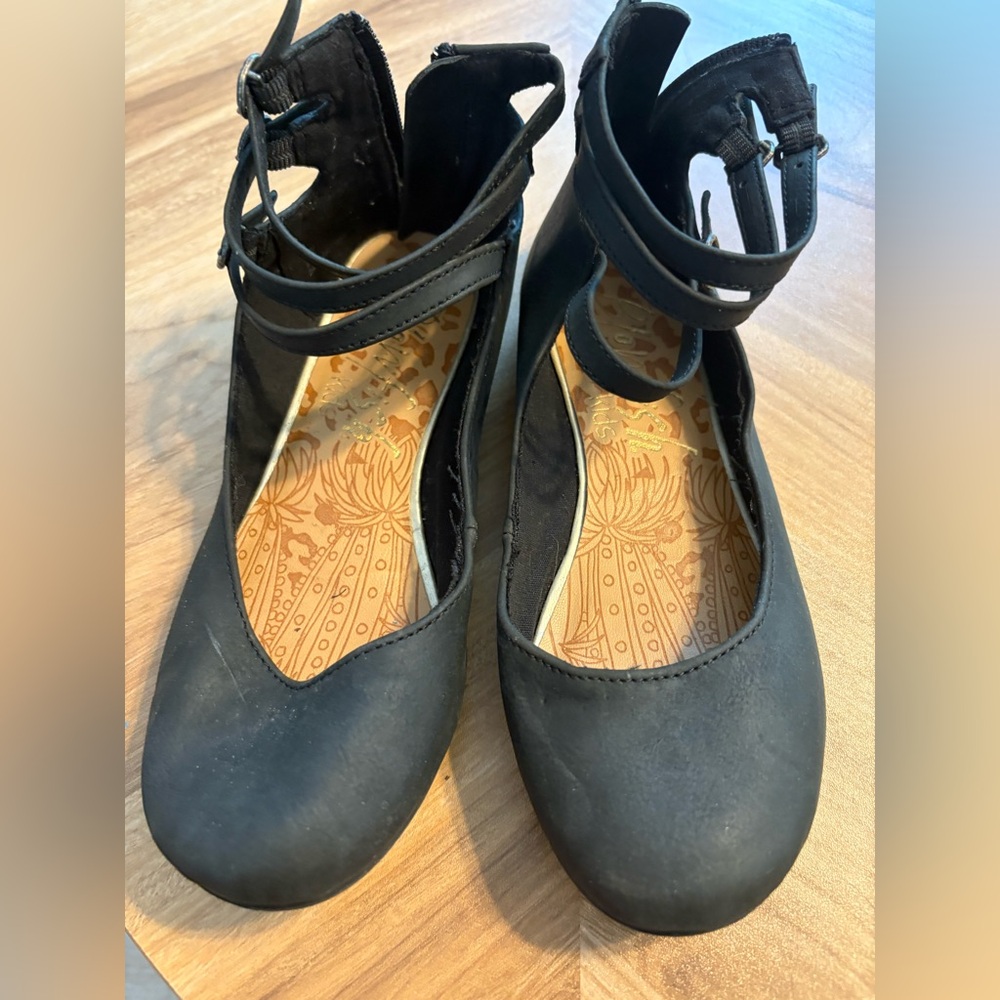 Elegant Black Women's Shoes